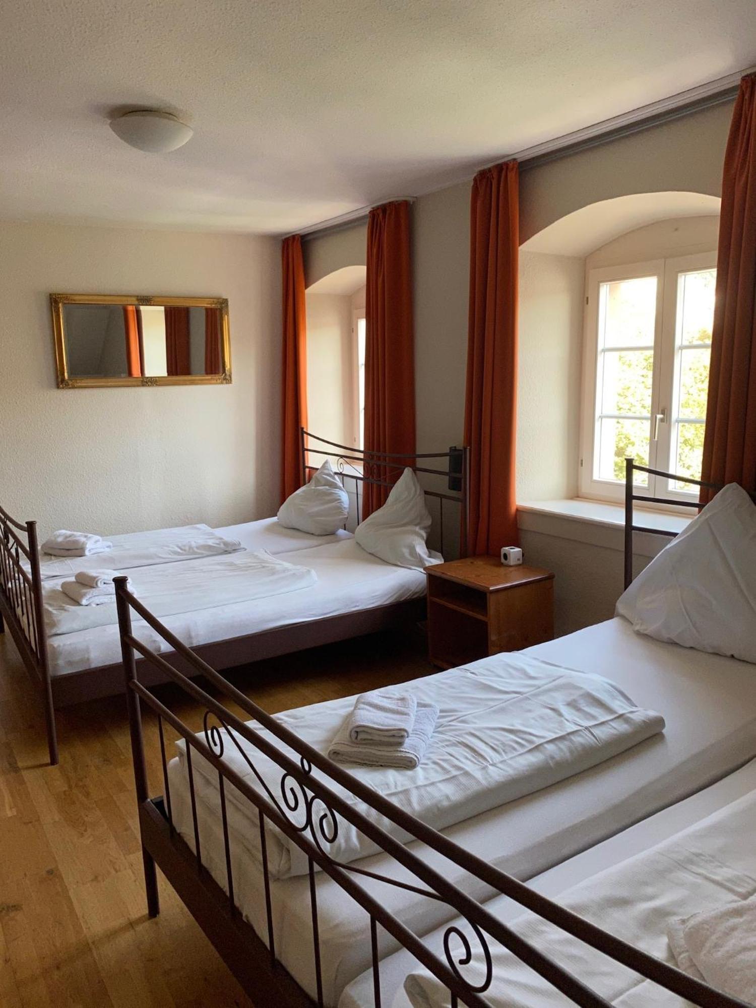 Hotel Gasthaus Schuetzen Freiburg im Breisgau Rum bild