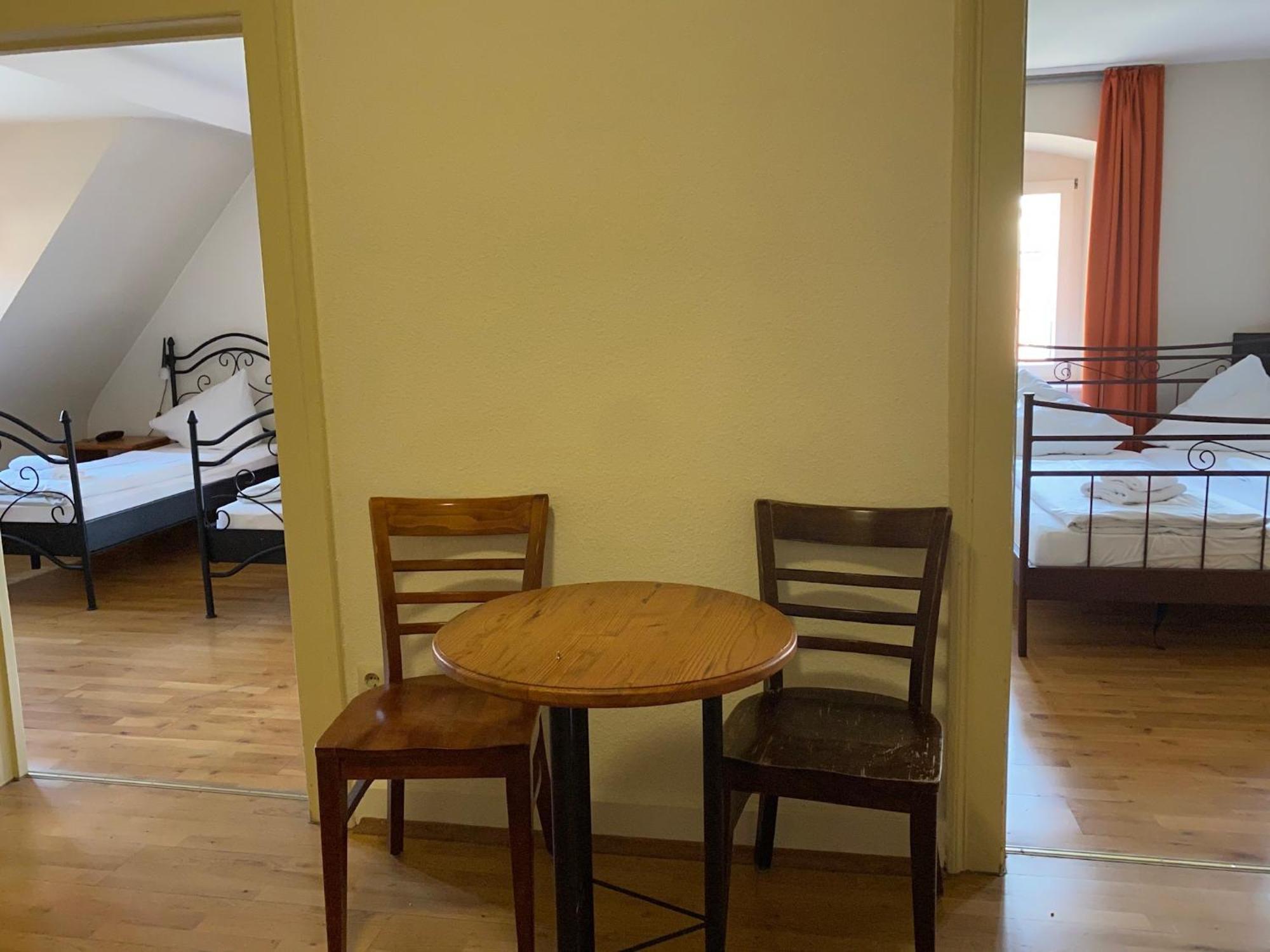 Hotel Gasthaus Schuetzen Freiburg im Breisgau Rum bild